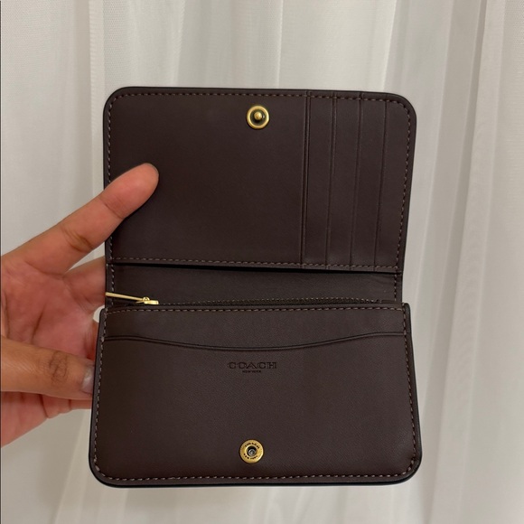 Maple Coach Wallet - Picture 3 of 7